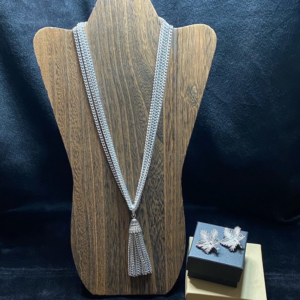 Sarah Coventry Tassel Necklace Multi Curb Link Chain & Clip Earring Set Vintage